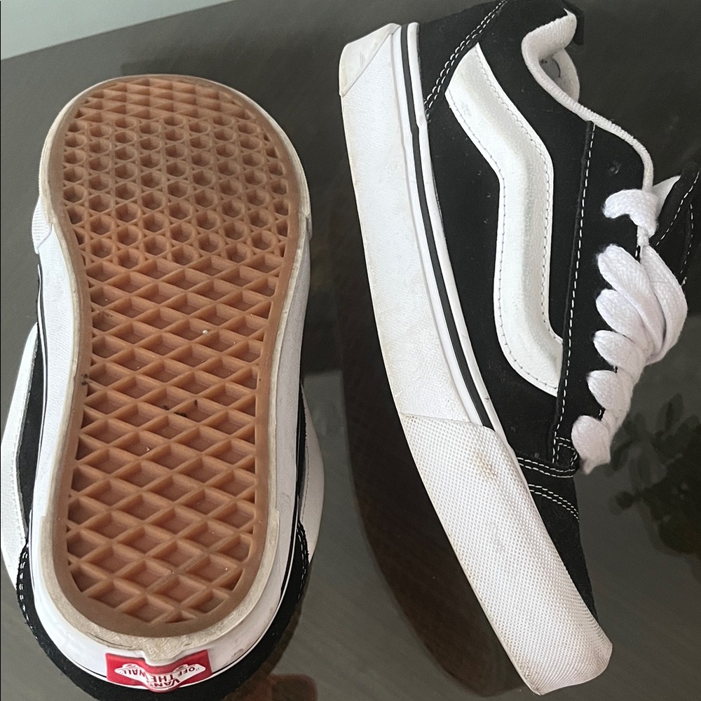 Vans Knu-Skool Black True White Sneakers VN0009QC6BT1 - Picture 8 of 10